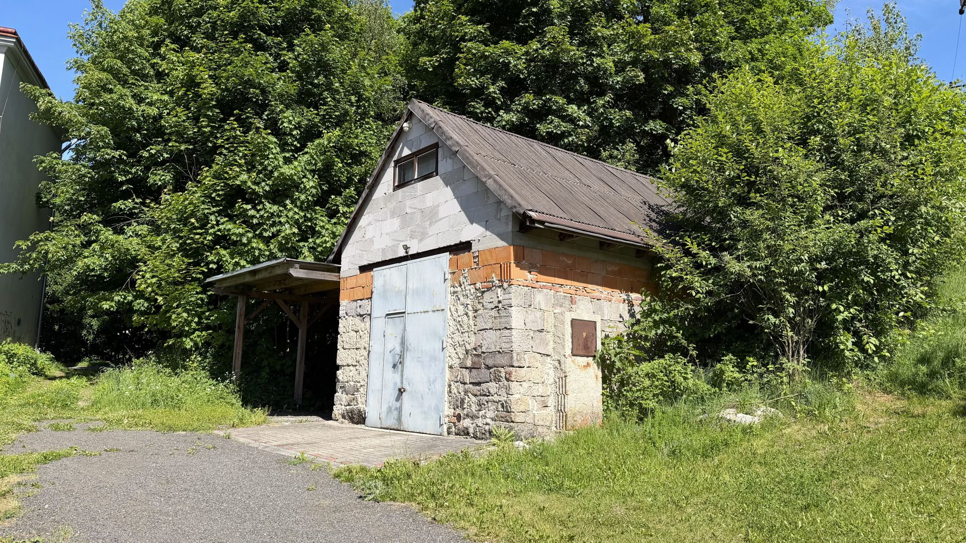 Víceúčelový objekt s pozemkem 238 m² - Horní Tanvald