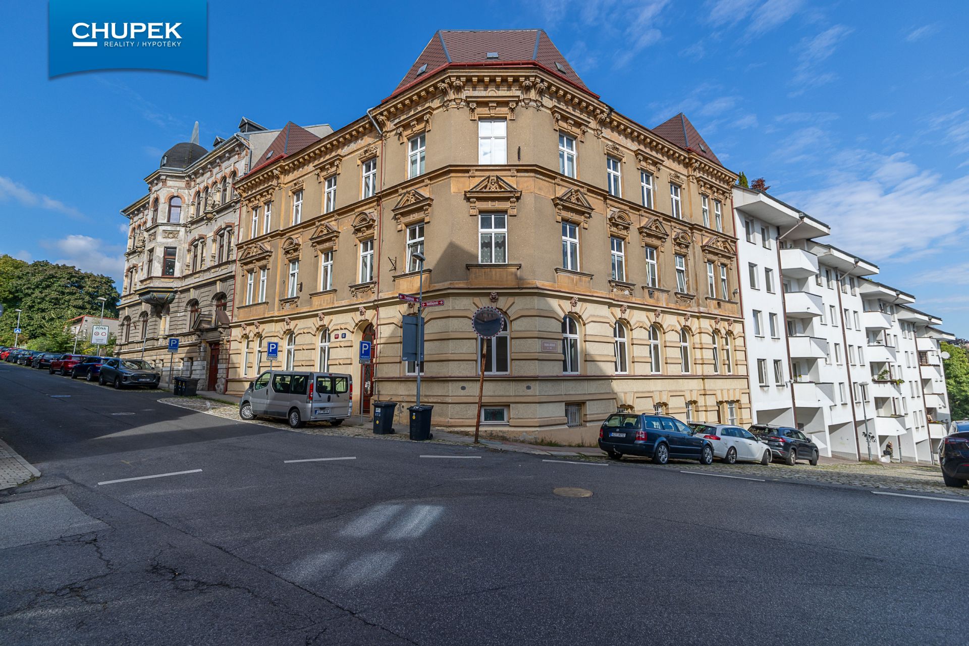 Pronájem prostorného bytu 4+1, 130 m² – centrum Liberce